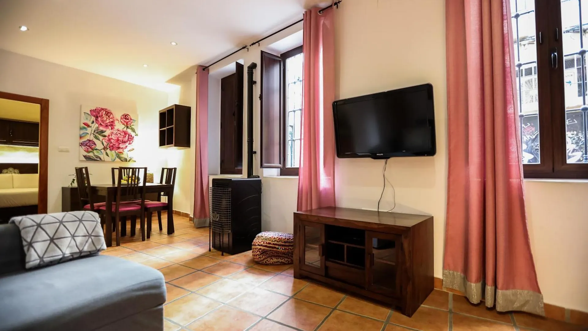 Apartamento Centrico Con Patio Exterior En El Mejor Barrio De Granada El Realejo